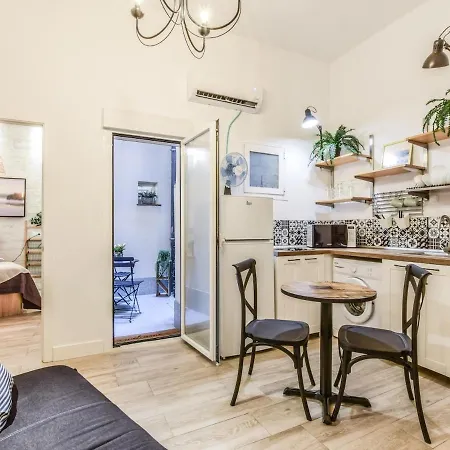 Apartamento Plaza De Lavapies Madrid Exterior photo